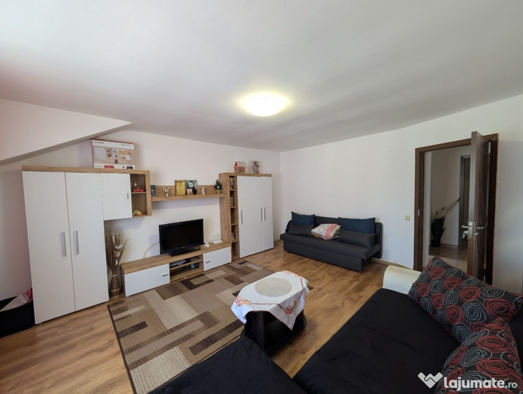 Apartament cu 2 camere de inchiriat, zona ultracentrala Floresti