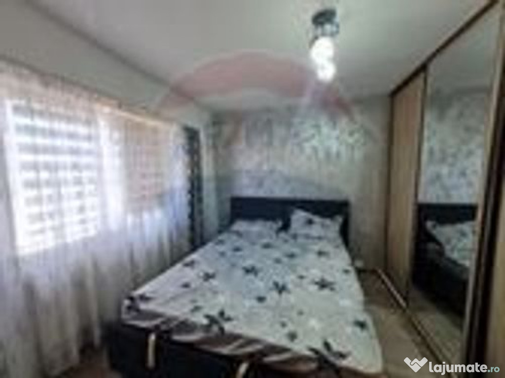 Apartament cu 2 camere de închiriat în zona Central