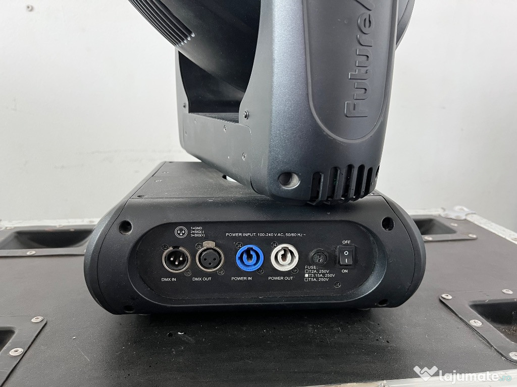 Lumini Futurelight DMH-150 – Moving Head LED 150W Profesional Party
