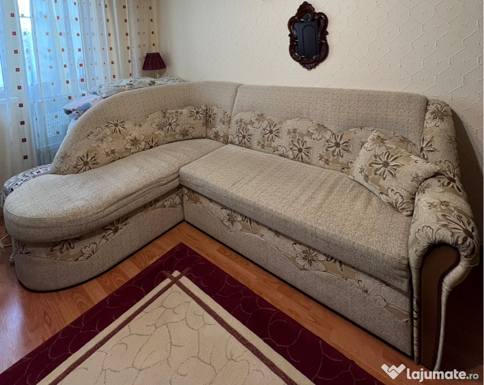 Coltar extensibil cu lada de depozitare, culoarea crem