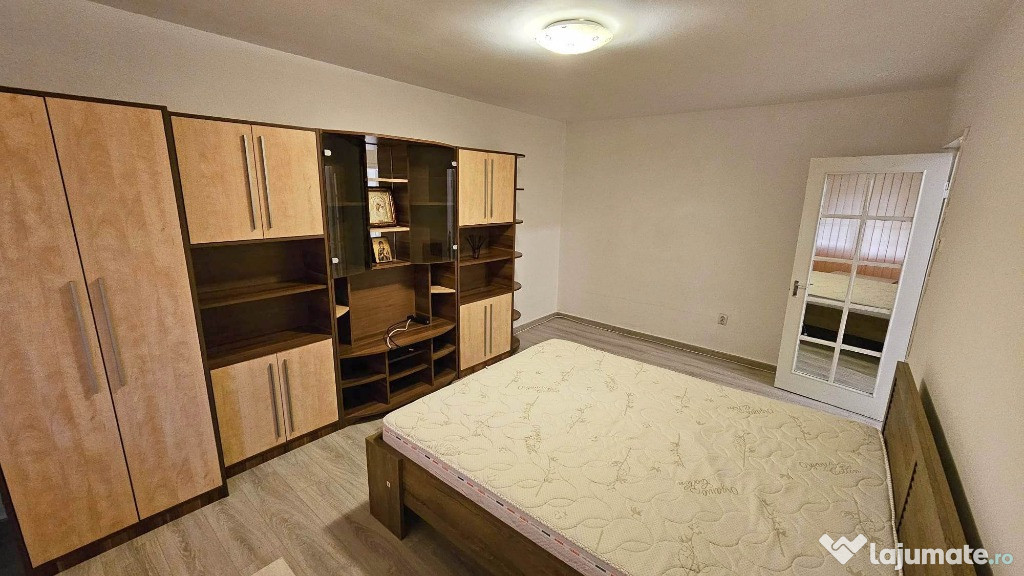 Apartament 1 camera D, in Podul de Fier