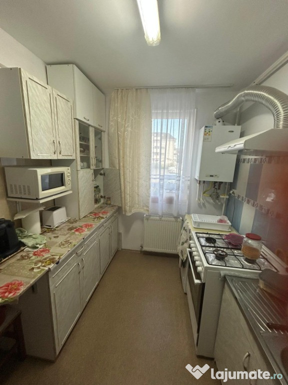 Apartament 1 camera decomandat zona Cetatii