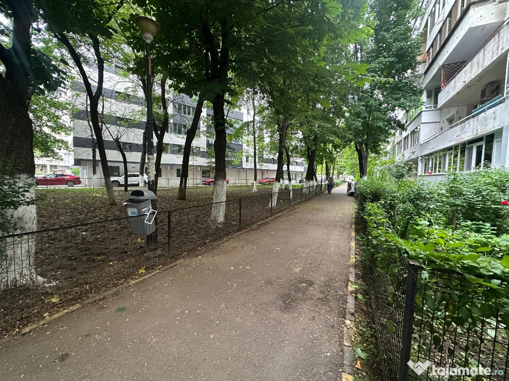 {Piata Sudului} Apartament cu 2 camere - Centrala Proprie -