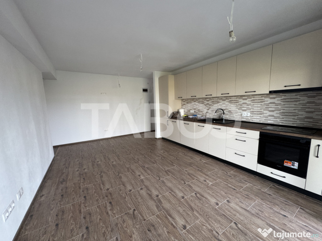 Apartament cu 3 camere gradina 45 mp loc parcare Doamna Stan