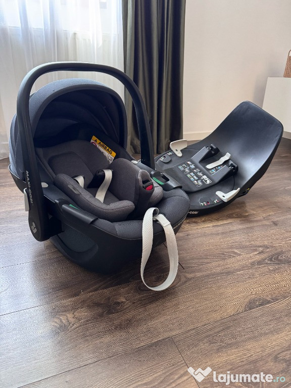 Soica auto Maxi-Cosi Pebble 360 + baza isofix Maxi-Cosi Family Fix 360