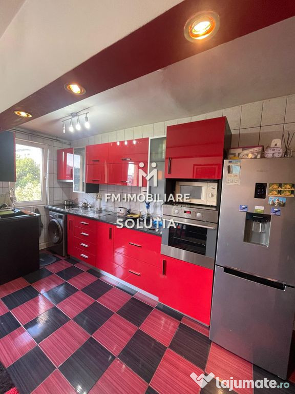 Apartament 3 camere de vanzare in zona Euromedica
