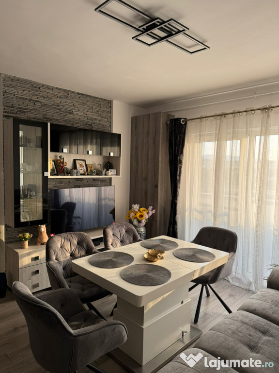 Apartament Florești
