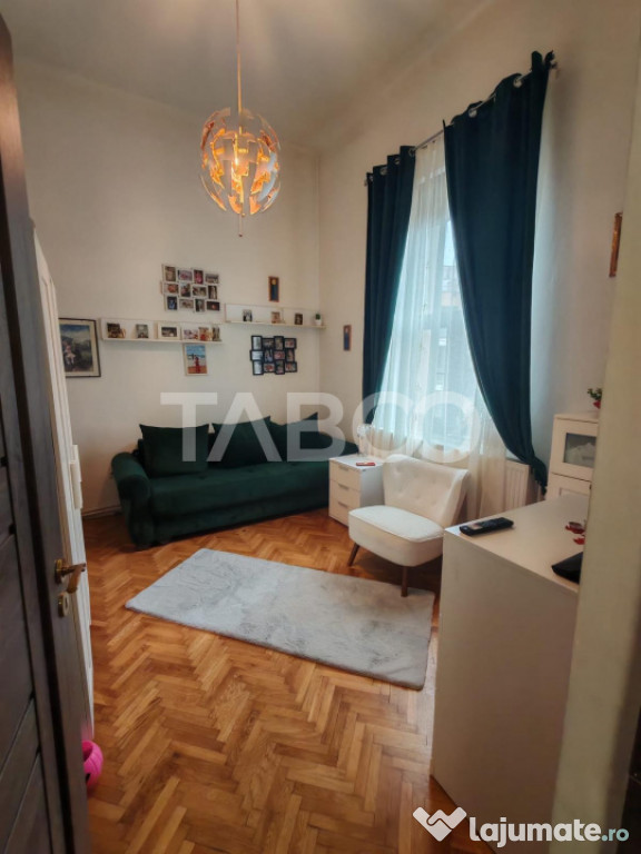 Apartament de vanzare cu 3 camere situat in cartierul Gruia