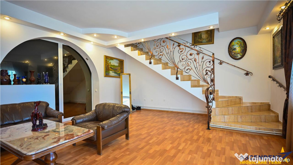 FILM 3D! Casa adaptabila, 250 mp teren, loc parcare, Centra