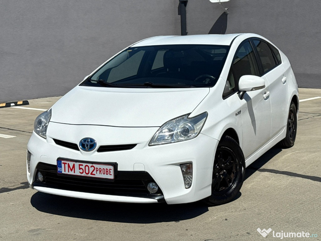 Toyota Prius Hybrid 2015 recent import - Rate - Piele Navi Camera