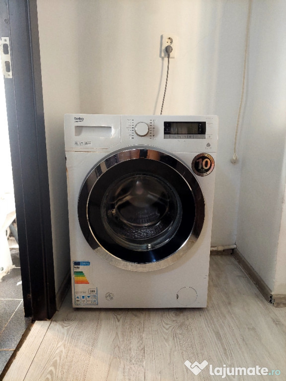 Vând apartament 3 camere