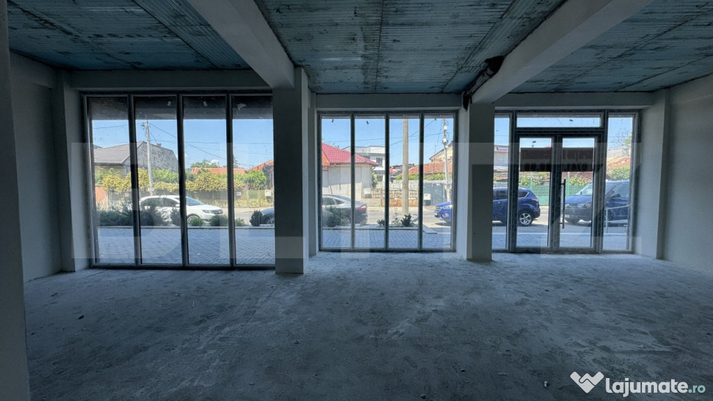 Spațiu comercial parter bloc nou, 109 mp open space, vitrin