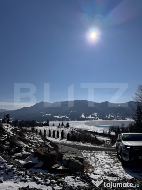 Teren de vânzare la Colibița – cu vedere panoramică spr