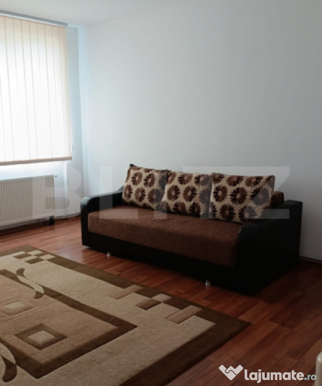 Apartament cu 1 camera, 40mp + bucatarie inchisa zona Centra