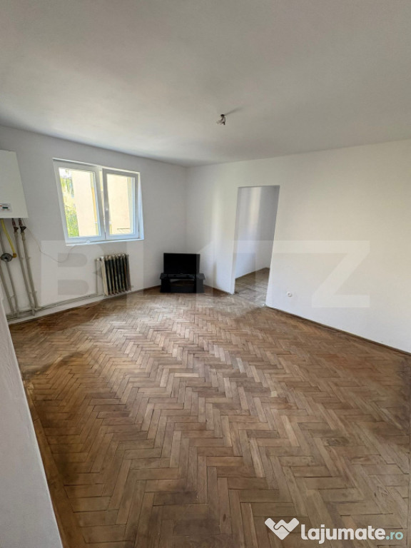Apartament 2 camere Decebal etaj2