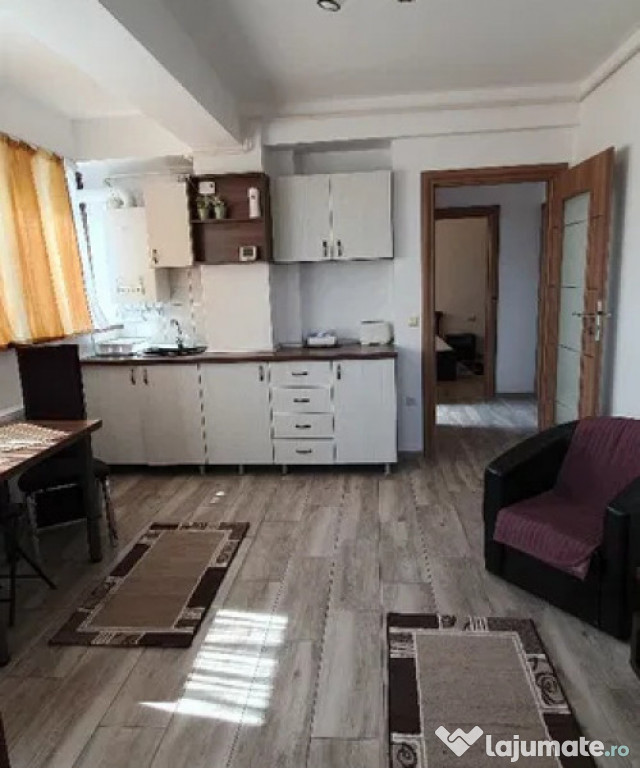 Apartament 2 camere decomandat,Copou, etajul 2