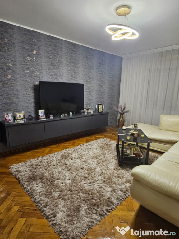 Apartament 3 camere - Tomis 3
