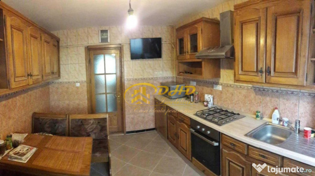 NICOLINA, Apartament 4 camere, 100 mp, 2 bai, 2 balcoane