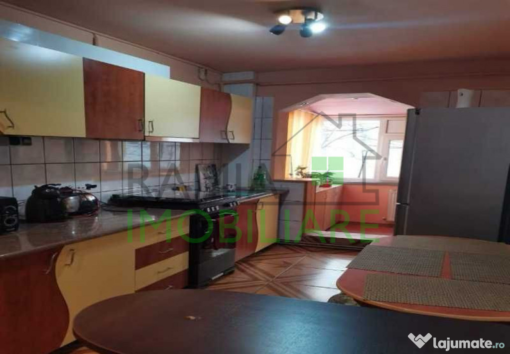Apartament 2 camere, mobilat & utilat - 50 mp - zona Tractor