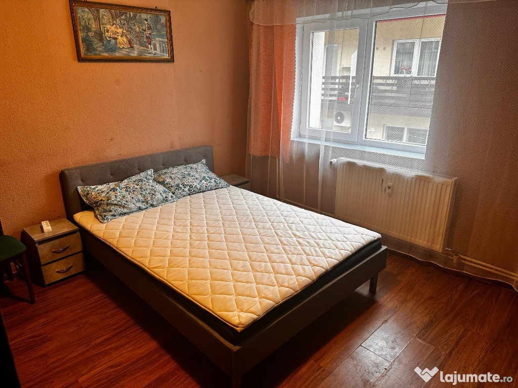 Garsoniera de vanzare