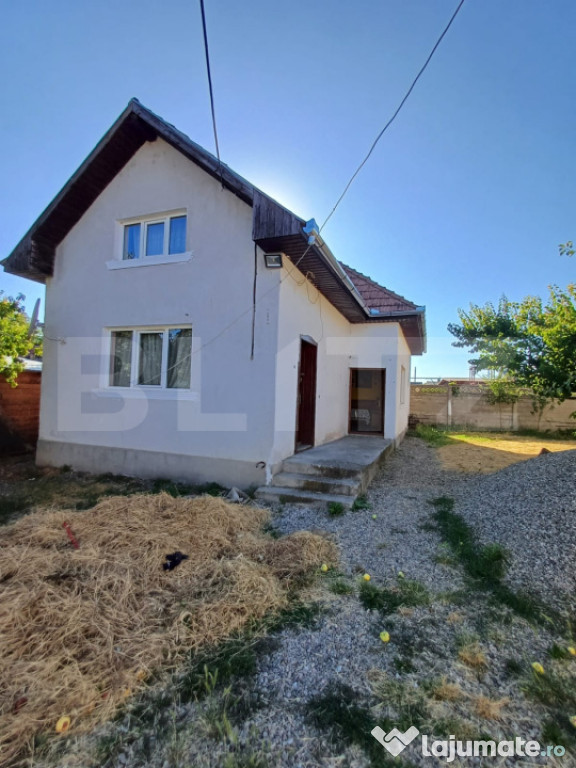 Proprietate formata din 2 case cu teren 841 mp, in Turda Nou