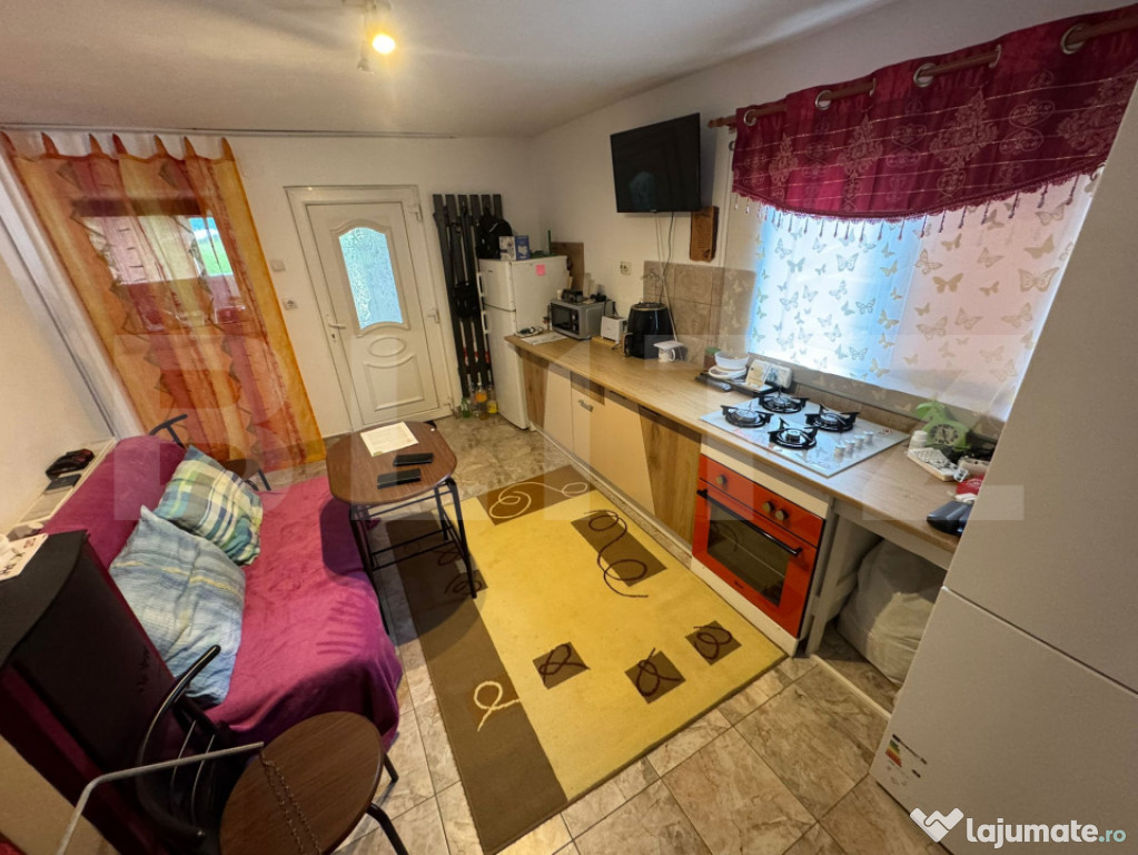 Casă de vânzare – Valea Jelnii | 500 mp teren | Construc