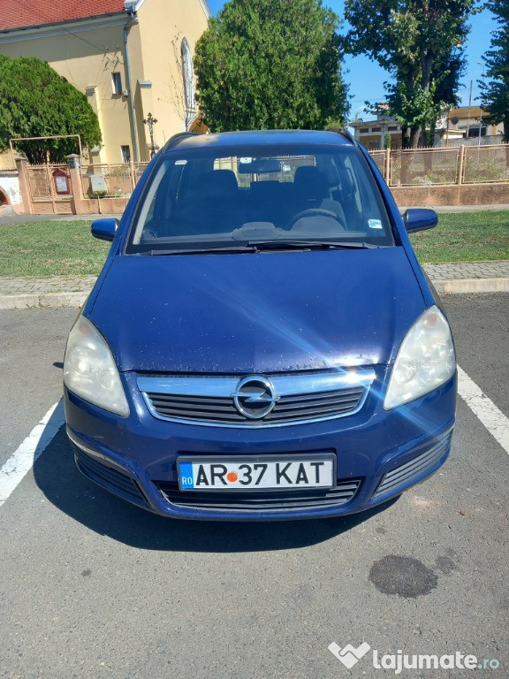 Opel Zafira B an 2007