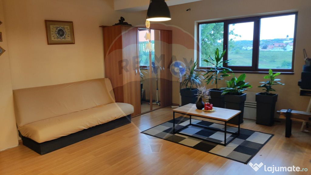 Apartament 67 mp utili de vanzare cartierul Orizont iesir...