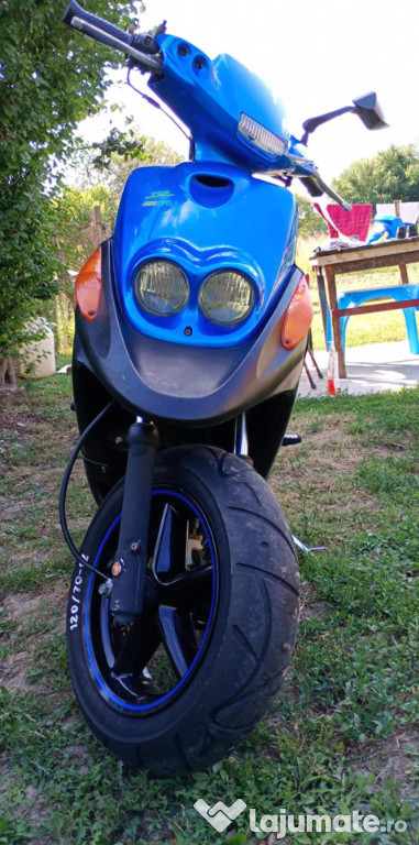 Vind sau schimb Yamaha MBK cu acte ro
