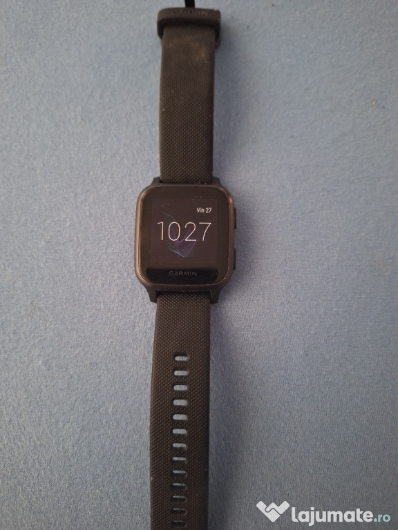 Vând ceas Garmin Venu SQ,