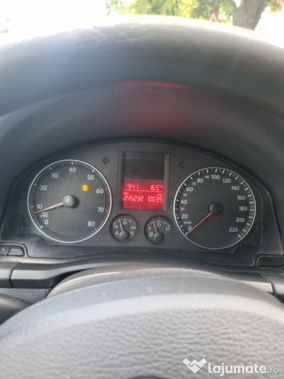 AUTOTURISM GOLF5