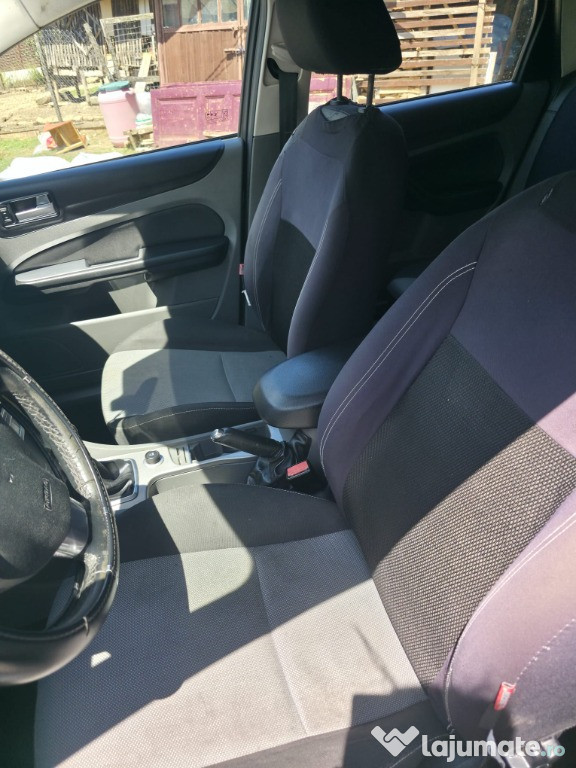 Vand Ford Focus 2010