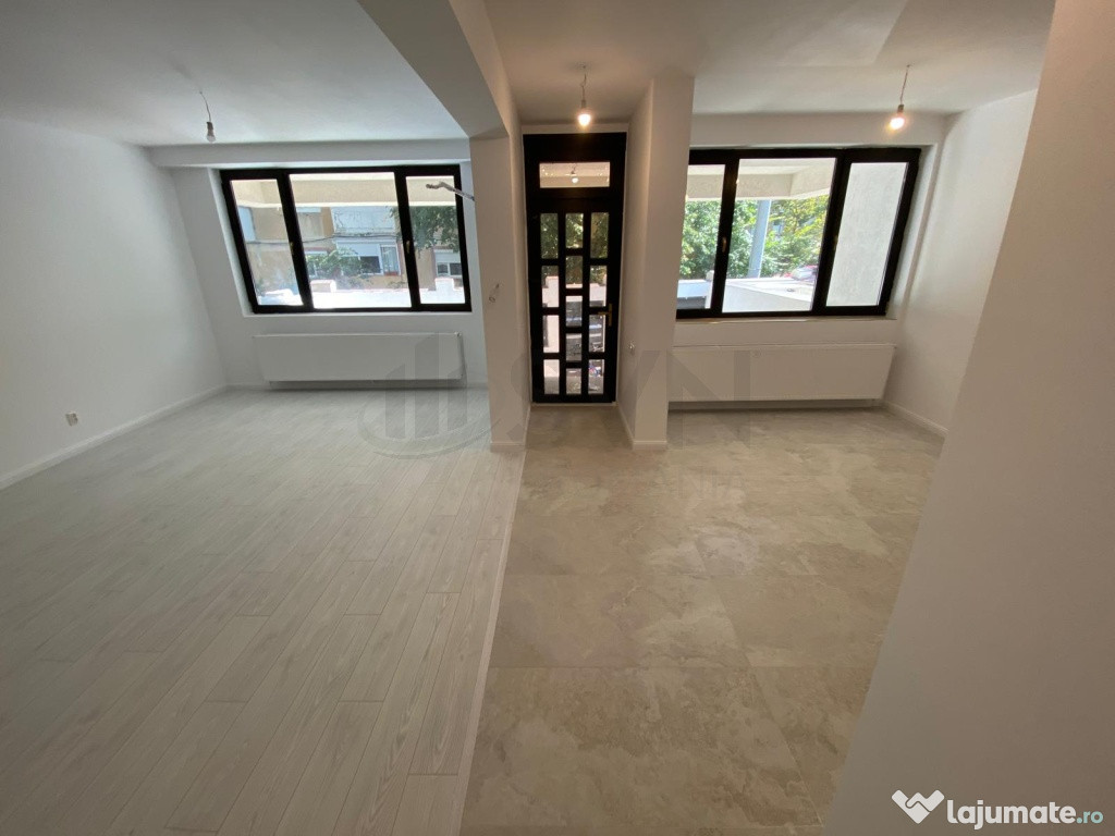 Apartament cu 4 camere si curte proprie metrou Crangasi