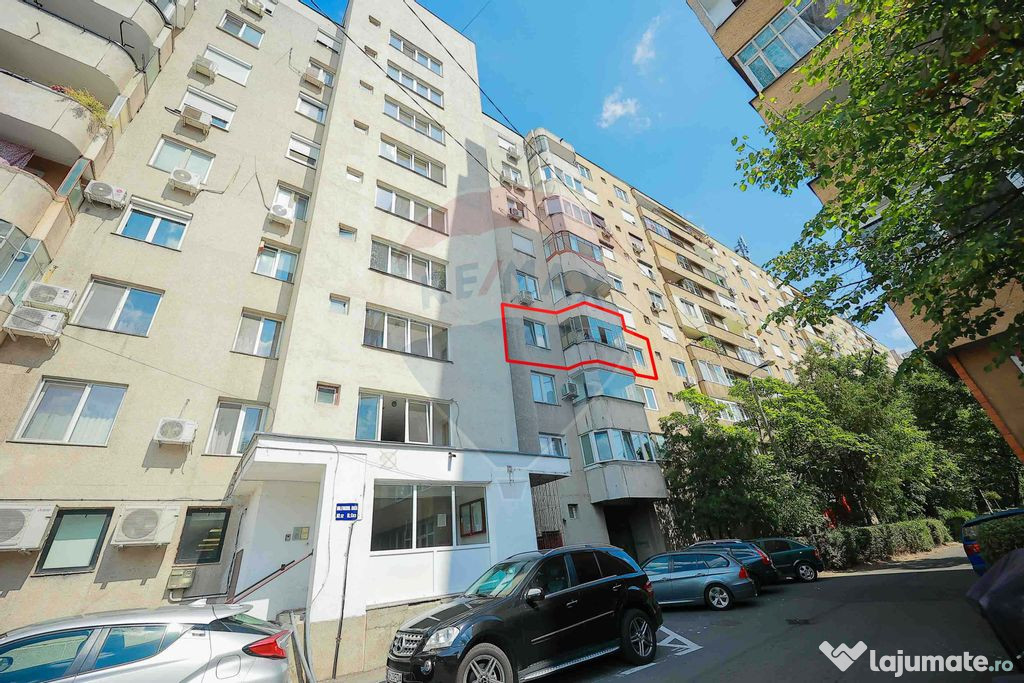 De vânzare – Apartament 4 camere decomandat – ultrac...