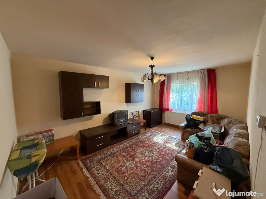 Apartament 3 camere, 66 mp utili, 2 băi, dressing + balcon