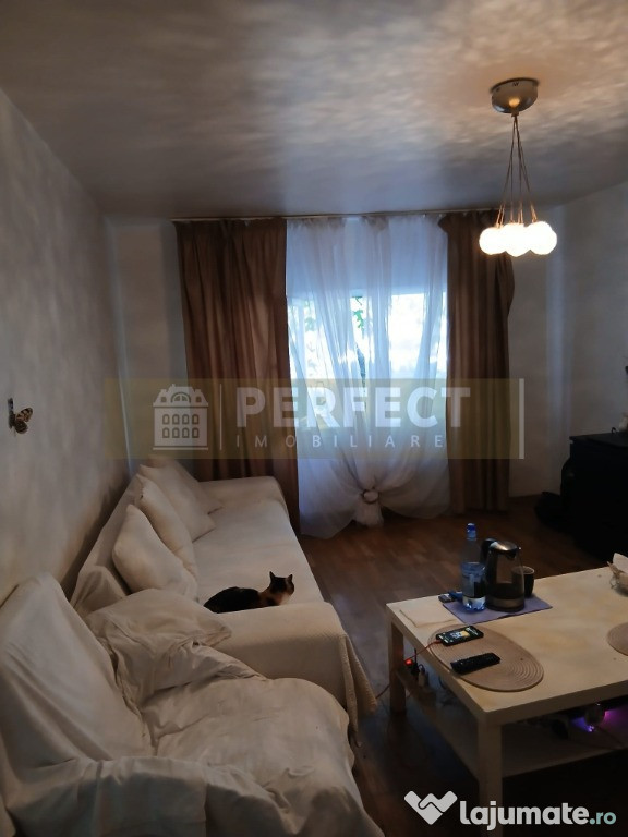Apartament 2 camere,semidecomandat,9 MAI,PARTER,pret 65000EUR!!!