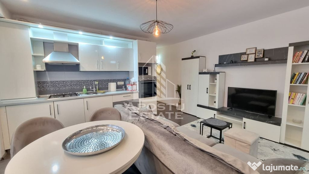 Apartament cu 3 camere, centrala proprie, zona Calea Arad...