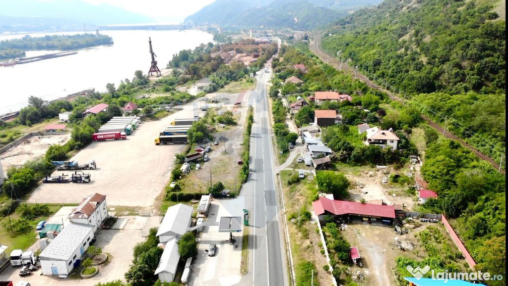 Teren comercial / industrial, de vanzare in zona Portile ...