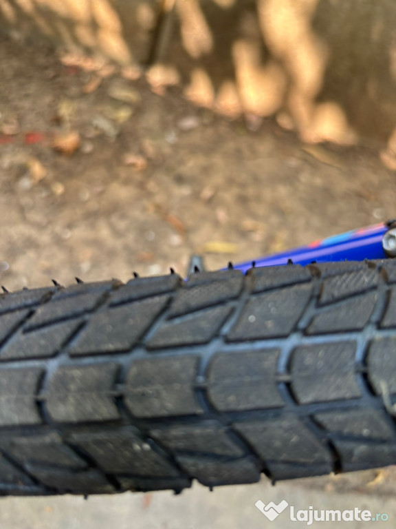 Bicicletă MTB 20”