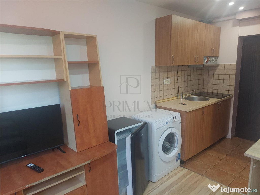 Garsoniera Renovata - Etaj Intermediar - Bloc Anvelopat - Zo