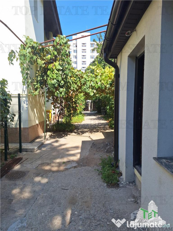 Casa curte comuna(Stefan cel Mare)