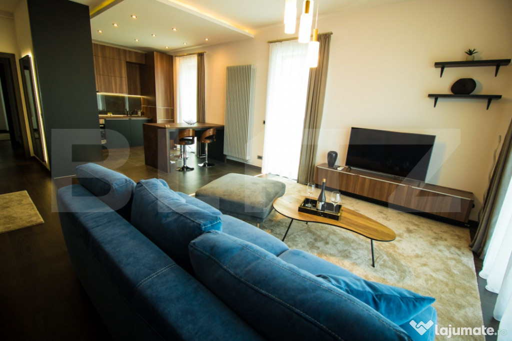 Apartament modern zona centrala cu parcare