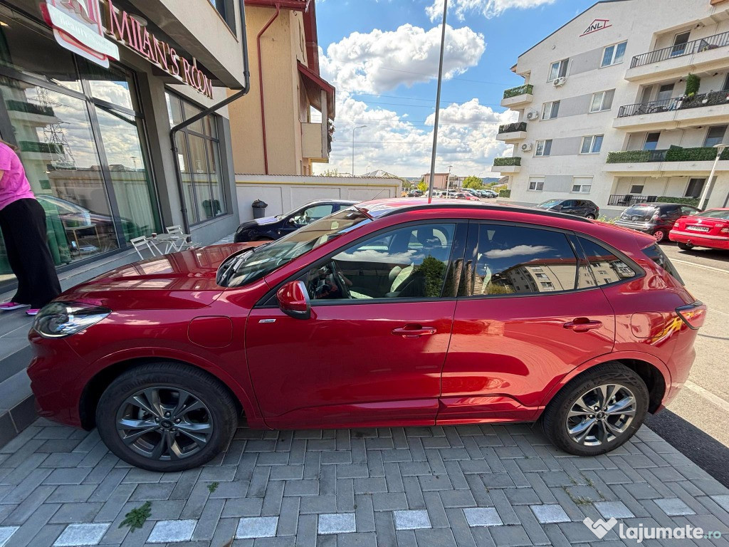 Ford Kuga PHEV, 26000 km, fabricatie 2023