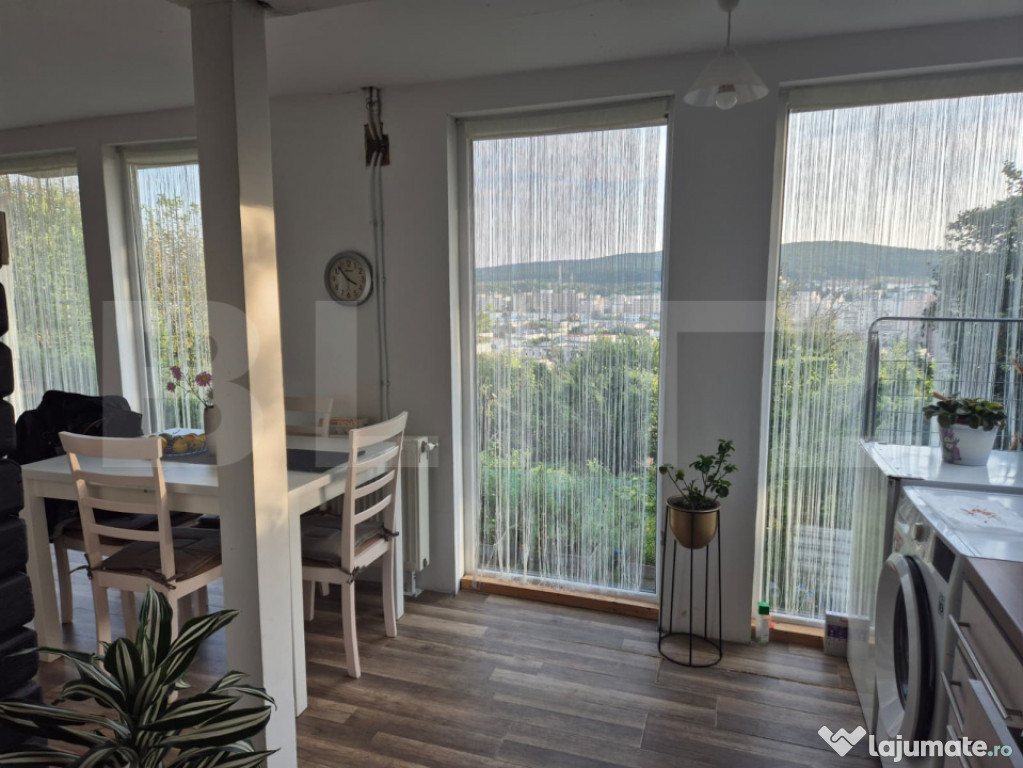 Casa cu vedere panoramica in Tudor