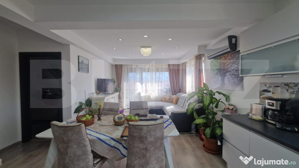 Apartament 4 camere zona Tractorul , luminat decomandat 17 m