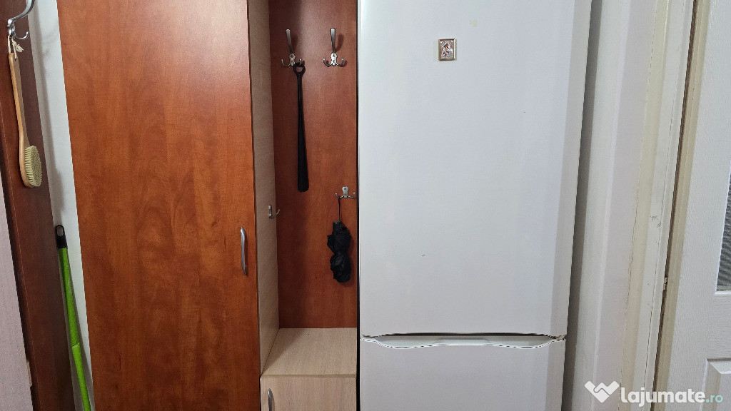 Vand garsoniera in Deva, zona I. Maniu, suprafata utila 31 mp, mobilat