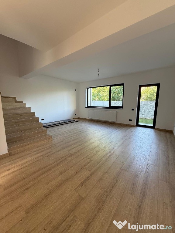 [ALEXANDRU CONDURATU-PAVLICHENI] Vila de tip englezesc-5 camere-4 bai