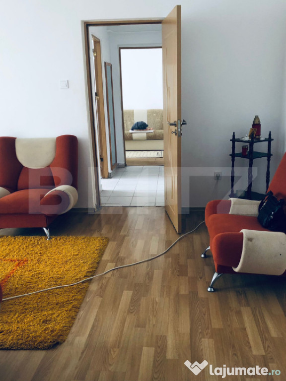 Apartament 3 camere - Piata Nicolina