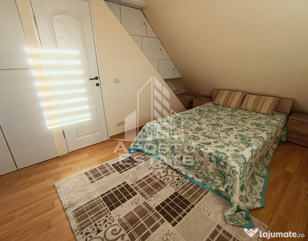 Apartament cu 3 camere la casa ,curte comuna
