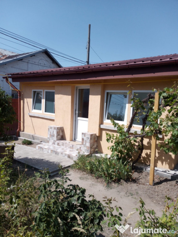 Casa 2 camere Rovine, de locuit sau ca birou